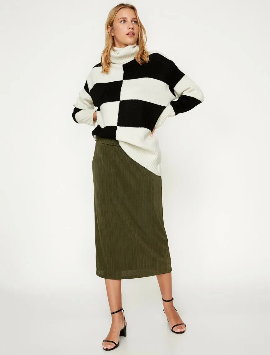 12224 Khaki Slim Fit Midi Skirt