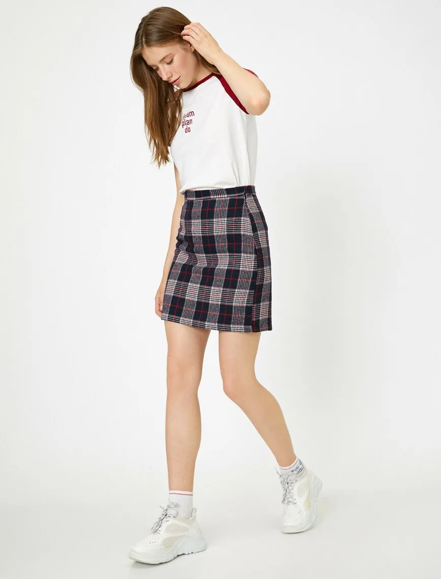 12241 Red Check Midi Skirt