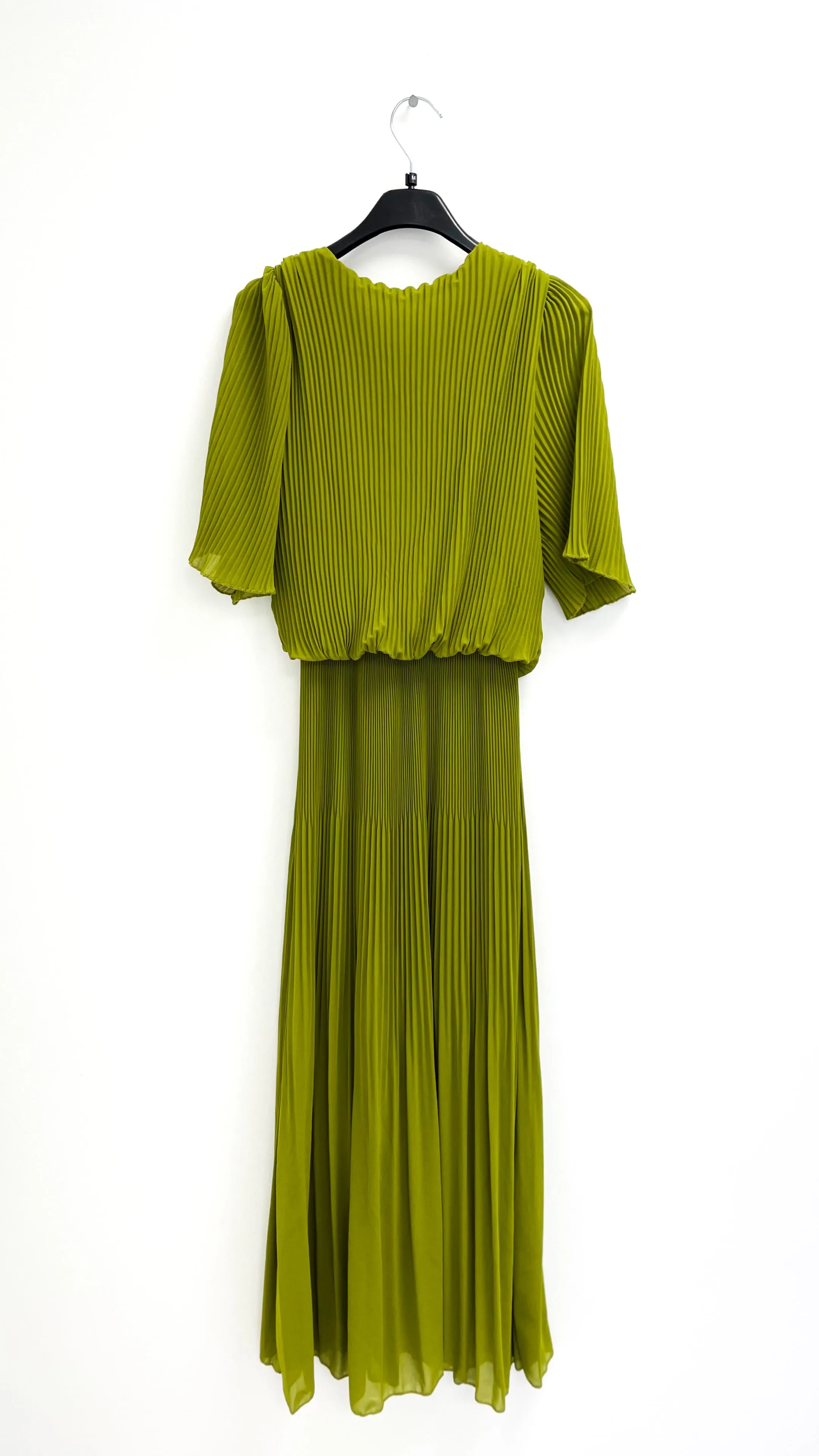 4-A1469 Sheen Green Loose Top Pleat Dress