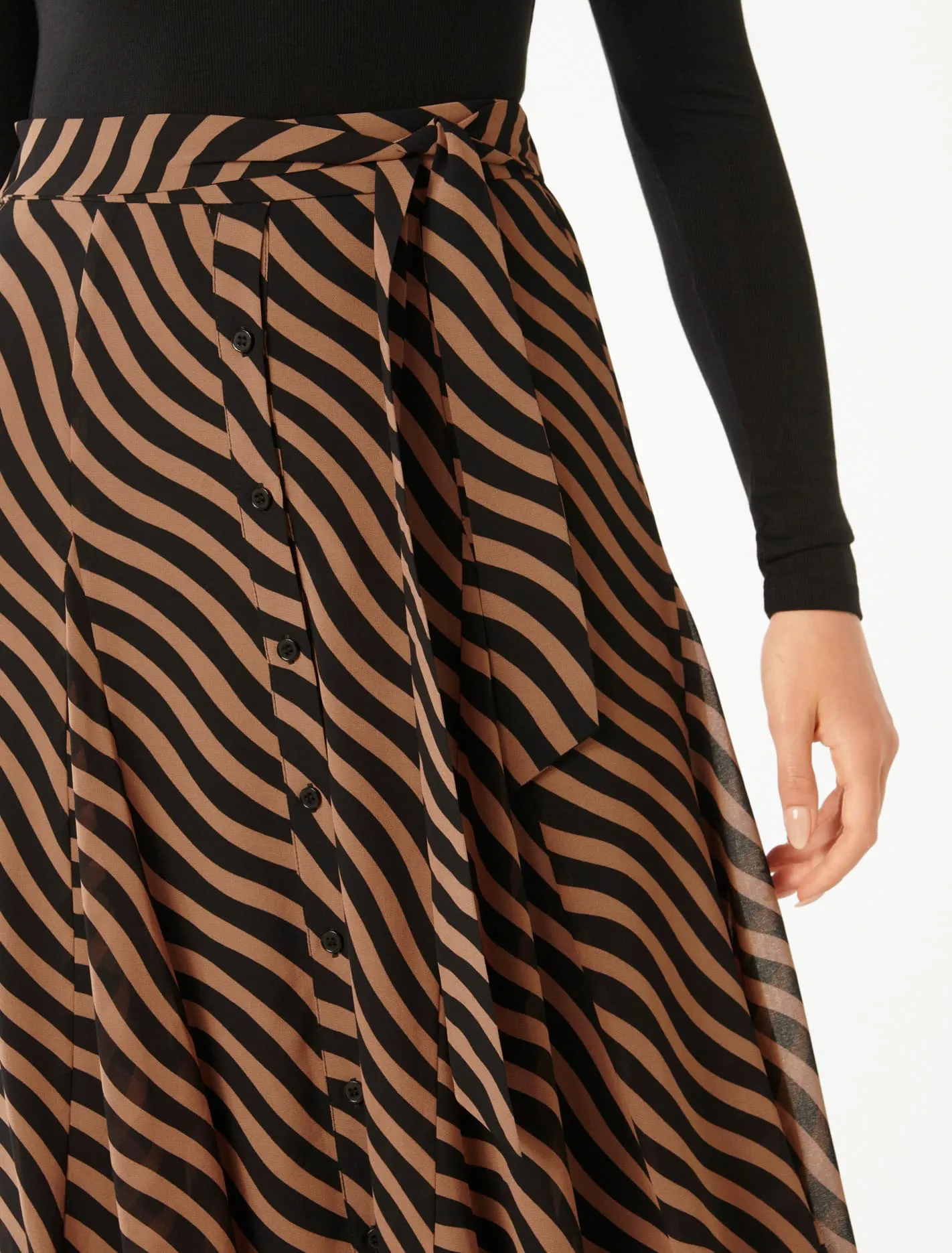 Donna Godet Midi Skirt