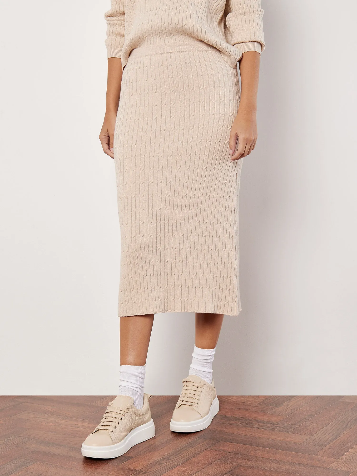 Fine Gauge Cable Knitted Midi Skirt