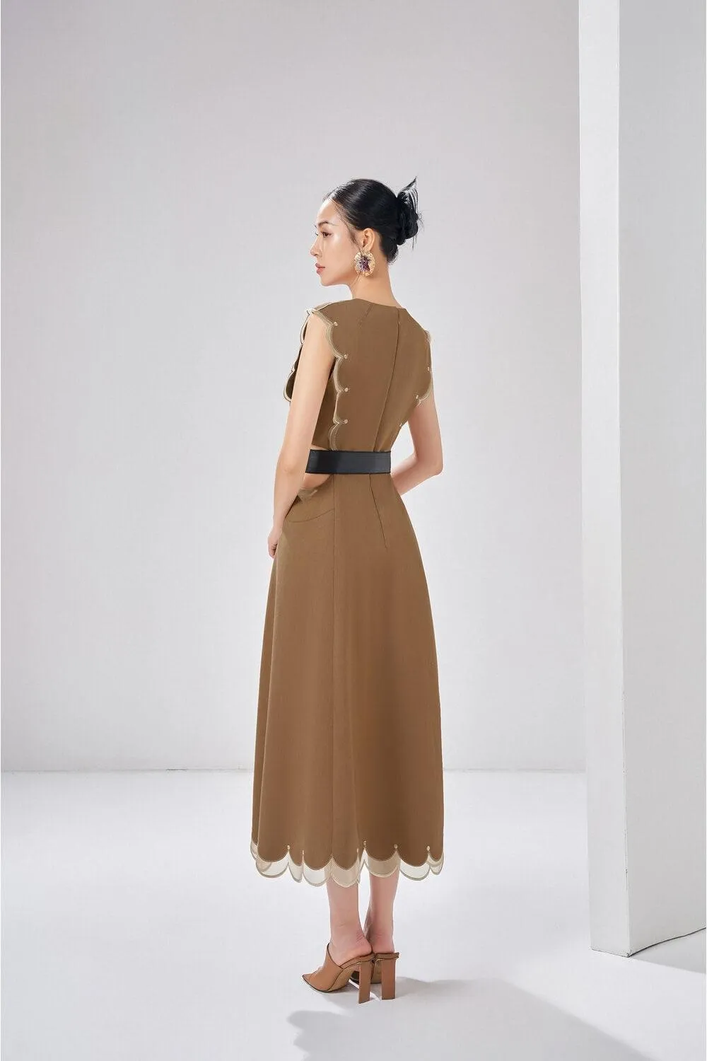 Kimberly A-line Sleeveless Crepe Midi Dress