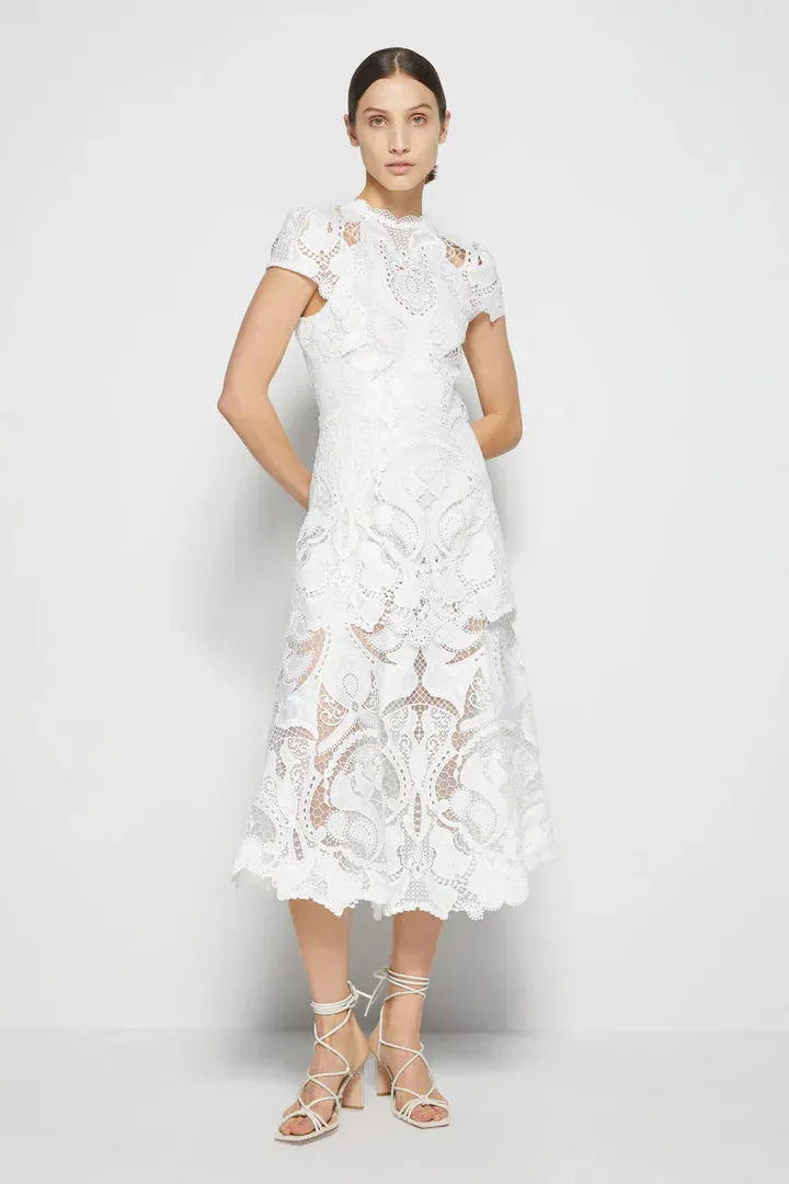 Signature Laura Lace Appliqué Graceful Midi Dress in White