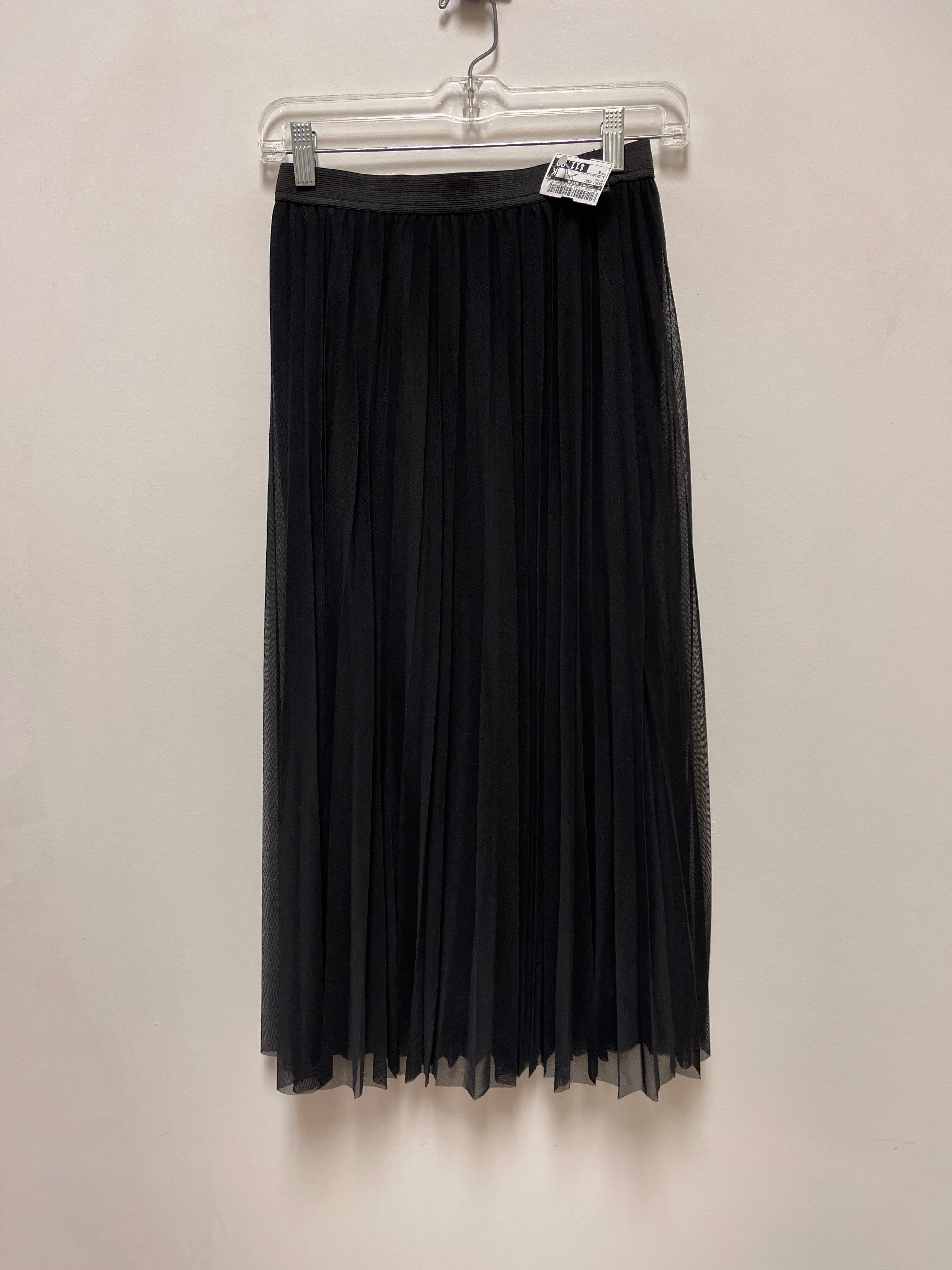 Skirt Midi By Clothes Mentor In Black, Size: 8