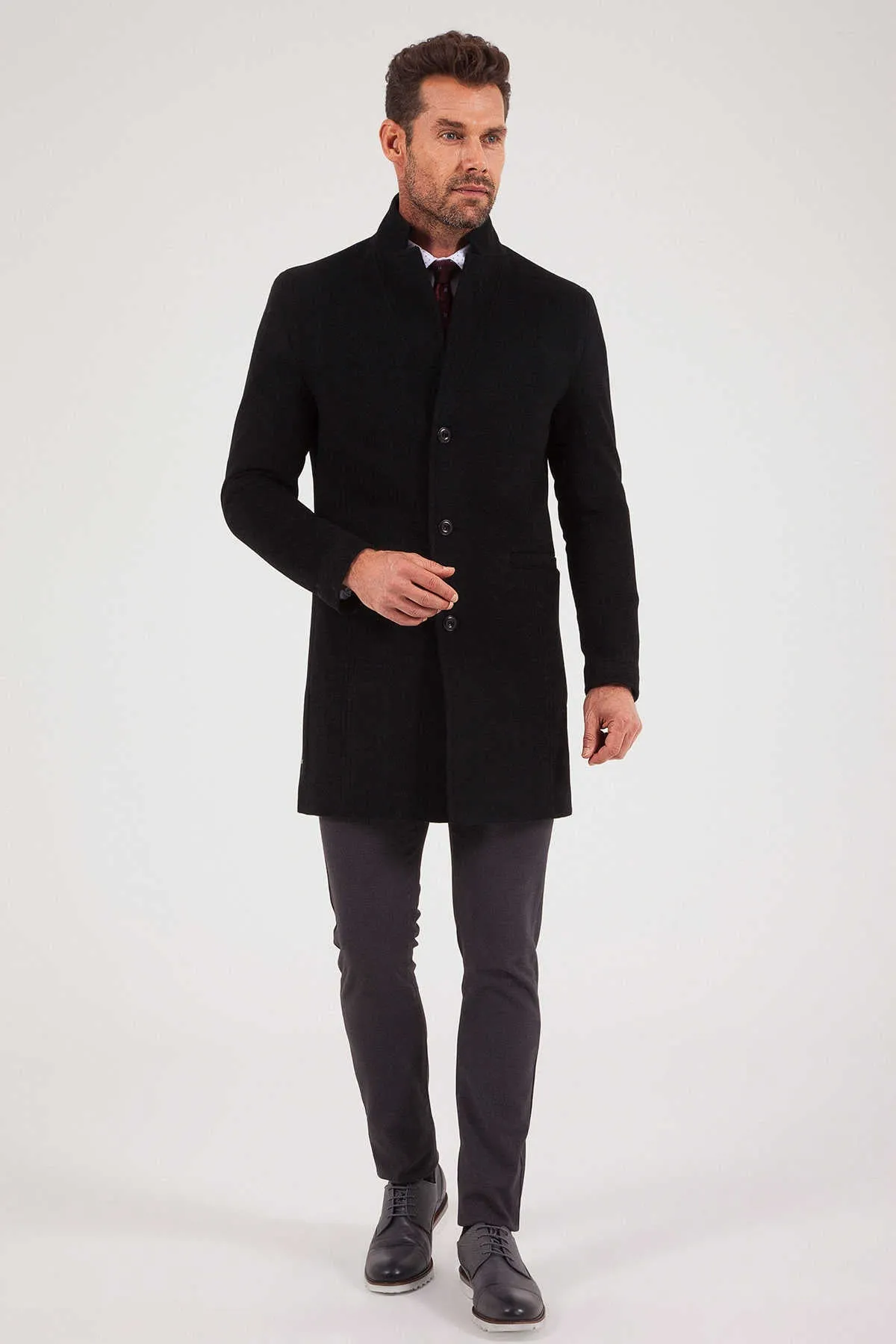 Slim Fit Cachet Notch Lapel Black Wool & Cashmere Overcoat