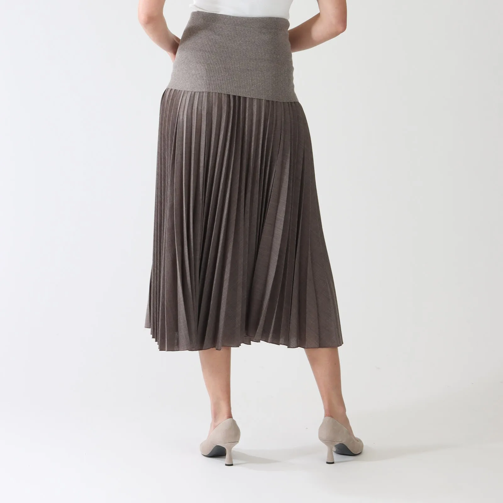 Visone Knit Waistband Pleat Midi Skirt