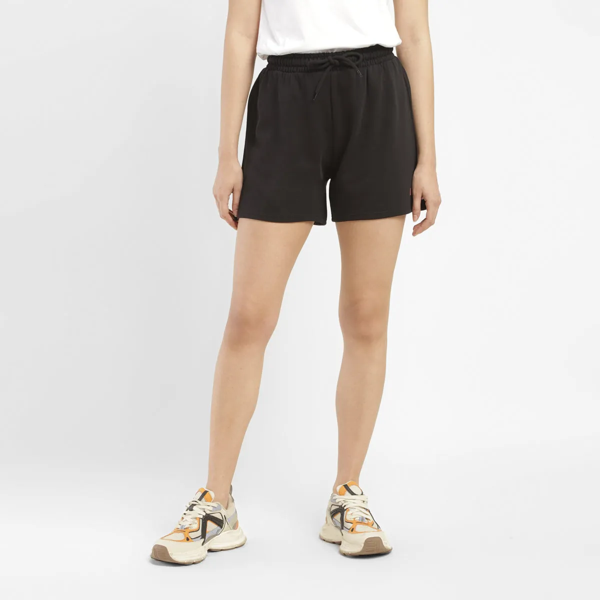 Women's Mid Rise Black Regular Fit Shorts